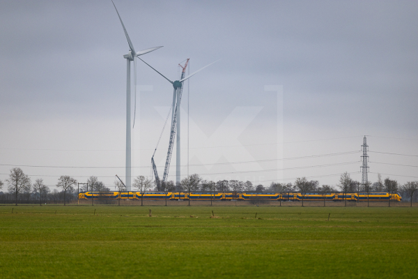 demontage uitgebrande windturbine | Liebherr LG1800